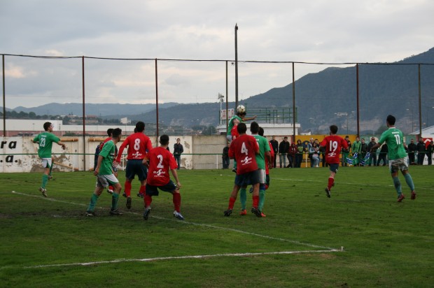 derbi bajo cinqueño entre Mequinenza y Fraga