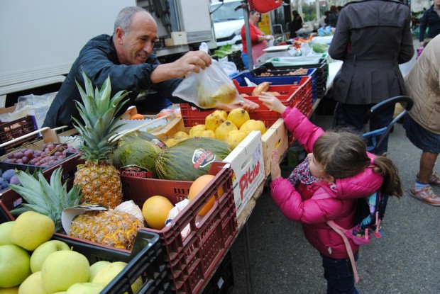 La Ruella mercado semanal