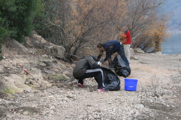I Jornada de Concienciación Ambiental de la Asociación Ebro con Vida de Mequinenza