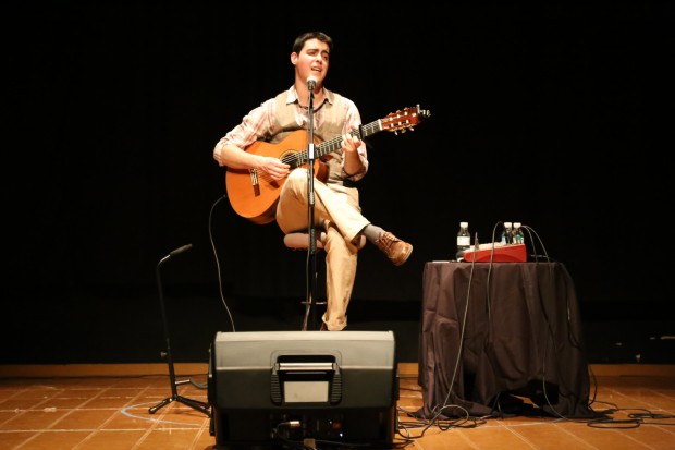 Celino Gracia 