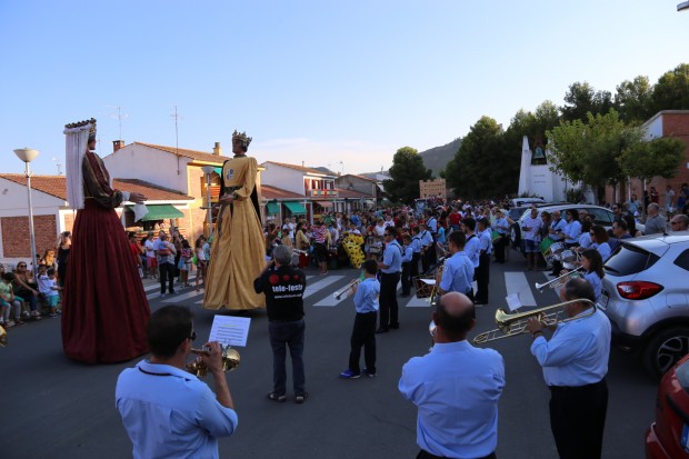 Desfile Carrozas "La Santa"