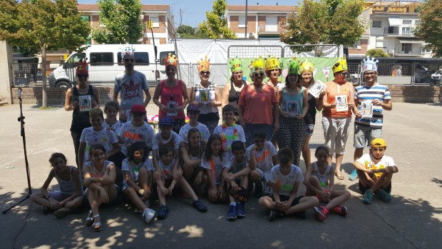 No ha faltado una sesión de juegos tradicionales preparados por los alumnos y en la que ha colaborado la Asociación de Padres y Madres de Alumnos y la tradicional entrega de diplomas para los “buenos lectores”, uno por clase, como parte del plan de a