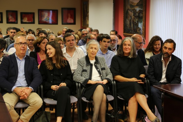 Jordi Estruga recibe el título de Hijo Adoptivo de Mequinenza 