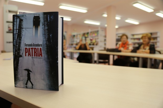 grupo de lectura de la Asociación “La Dona”