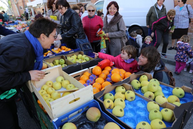 Vista mercadillo semanal La Ruella