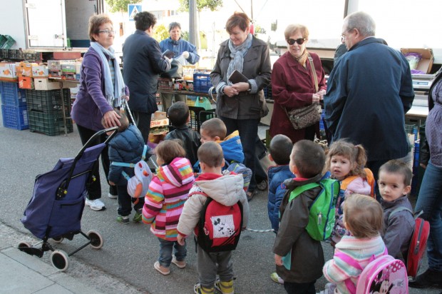 Visita mercadillo semanal